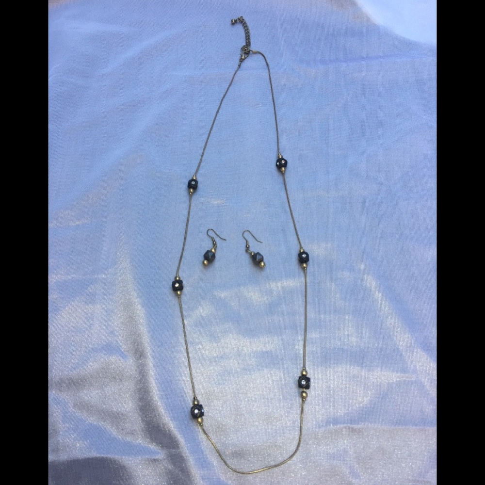 Necklace and earrings